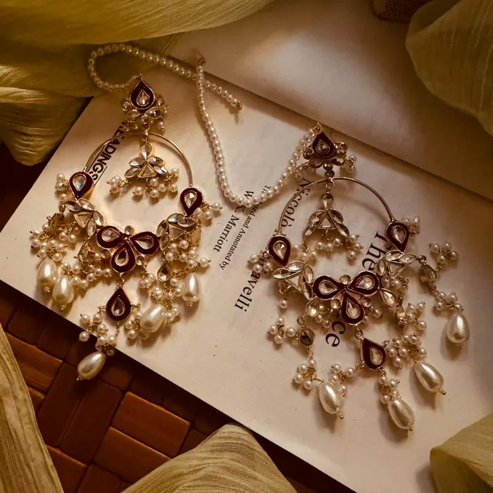 Beautiful Unique Design Gold Plated Kundan Earrings in Red, main view