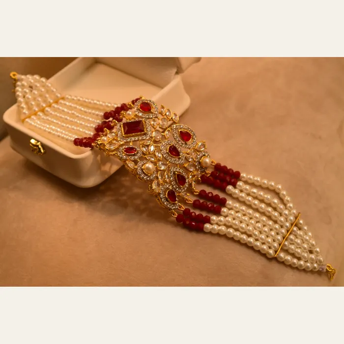 Glamorous Design Real Stones Pearls Bracelet/Bai in Red