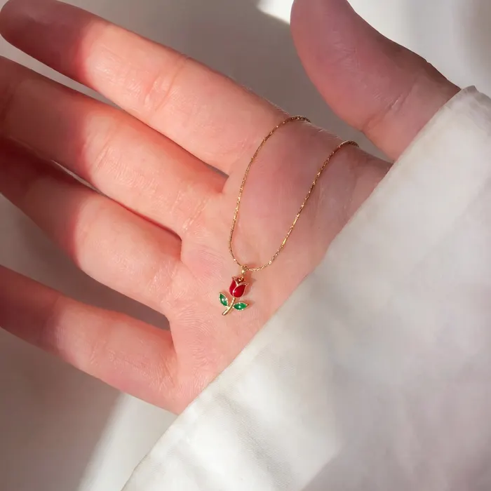 Tiny Tulip Pendant in Red / Green