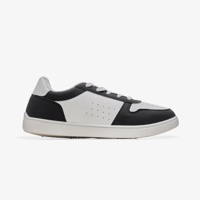 Men's Contrast Panel Sneakers in White and Black in Wht/Blk