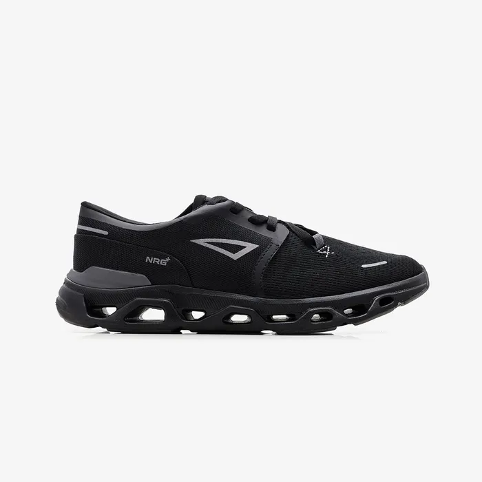 Vega Active Sneakers in Blk/Blk